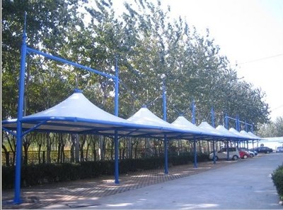 膜結構工程在臺風天氣下的設計要點與施工挑戰